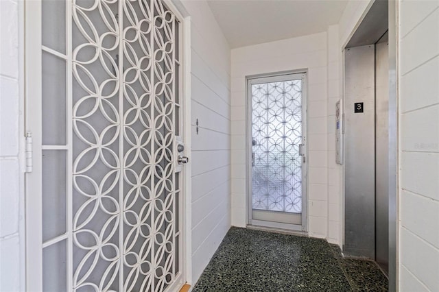 1060 N Shore Dr NE Unit 6, Saint Petersburg, FL 33701 - doorway with elevator