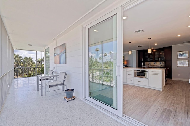 1060 N Shore Dr NE Unit 6, Saint Petersburg, FL 33701 - view of covered porch