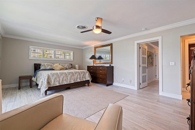 1060 N Shore Dr NE Unit 6, Saint Petersburg, FL 33701 - bedroom featuring crown molding, light wood finished floors, and a ceiling fan