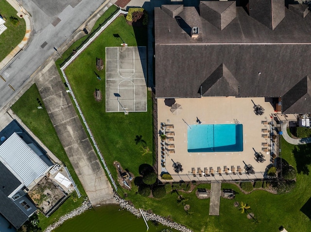 8443 Fantasia Park Way, Riverview, FL 33578 - drone / aerial view of a pool area