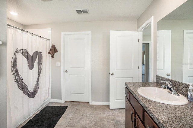 10211 Cakebread Ln, Riverview, FL 33578 - full bath featuring vanity and tile patterned flooring