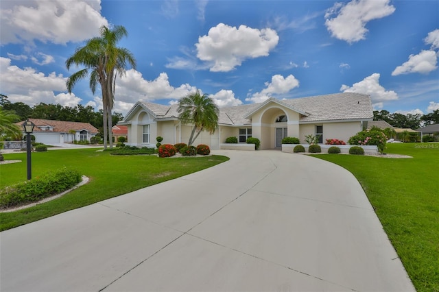 602 Deep Lake Ln, Sun City Center, FL 33573 - photo 2