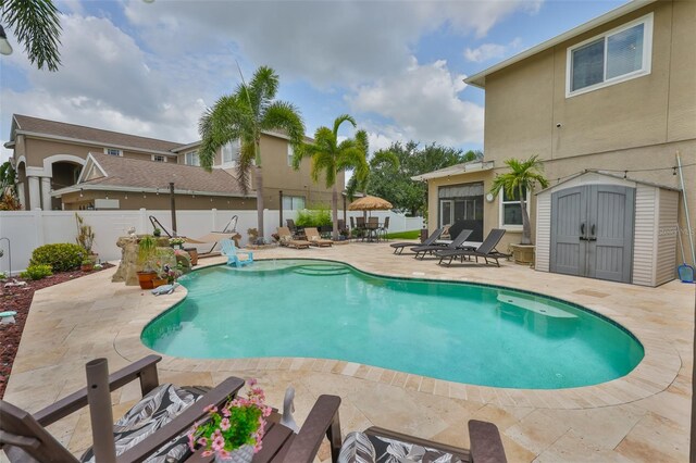 13728 Artesa Bell Dr, Riverview, FL 33579 - photo 8