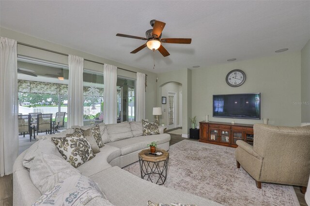 13728 Artesa Bell Dr, Riverview, FL 33579 - photo 30