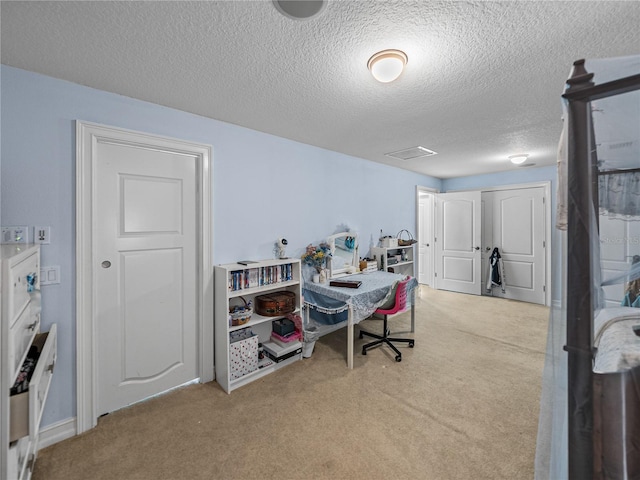 7427 20th St, Zephyrhills, FL 33540 - office space with light colored carpet and a textured ceiling