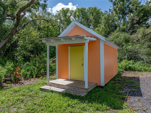 7427 20th St, Zephyrhills, FL 33540 - view of shed