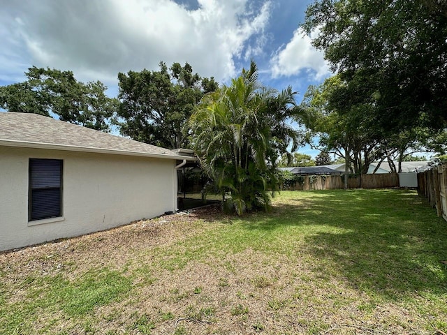 1548 Foxboro Dr, Palm Harbor, FL 34683 - view of fenced backyard