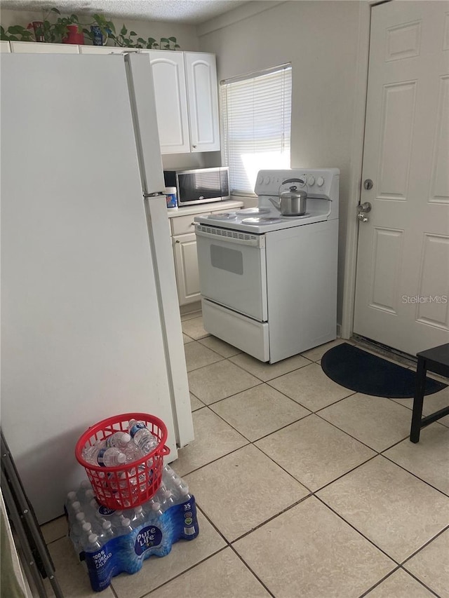 905 Beverly Ave, Largo, FL 33770 - photo 3