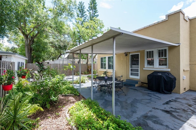 3611 W Bay To Bay Blvd, Tampa, FL 33611 - view of patio / terrace with area for grilling