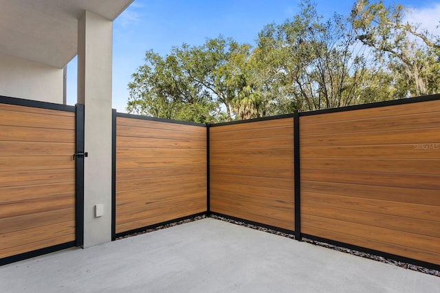 532 W Plaza Pl Unit 3, Tampa, FL 33602 - view of gate