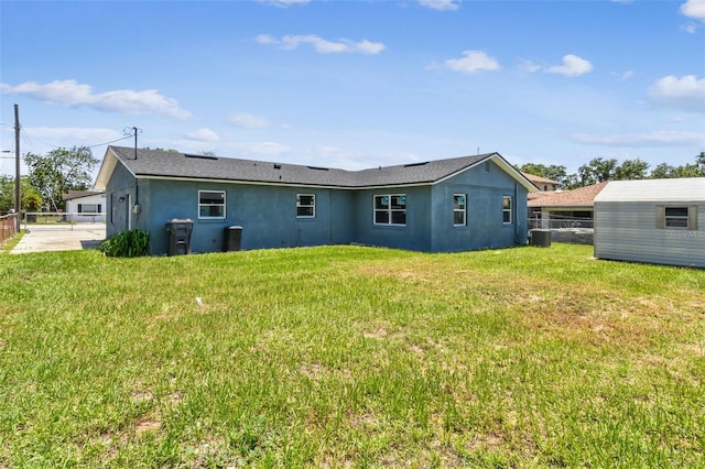 2902 Wheeler St, Bartow, FL 33830 - back of property with stucco siding