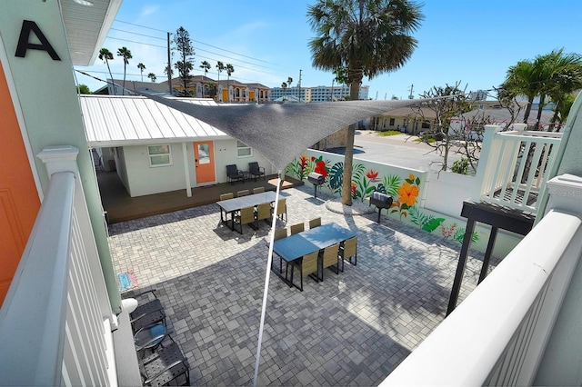 122 Coral Ave, Redington Shores, FL 33708 - view of patio featuring outdoor dining area