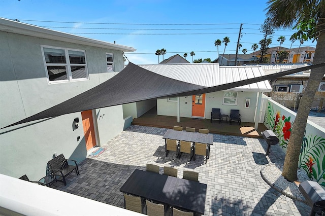 122 Coral Ave, Redington Shores, FL 33708 - view of patio with outdoor dining area