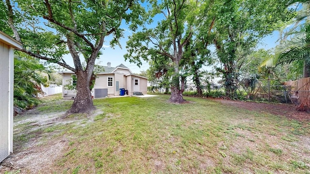 1005 45th St W, Bradenton, FL 34209 - view of fenced backyard