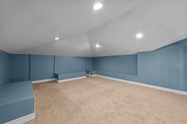 2819 N Central Ave, Tampa, FL 33602 - bonus room featuring vaulted ceiling, carpet, and recessed lighting