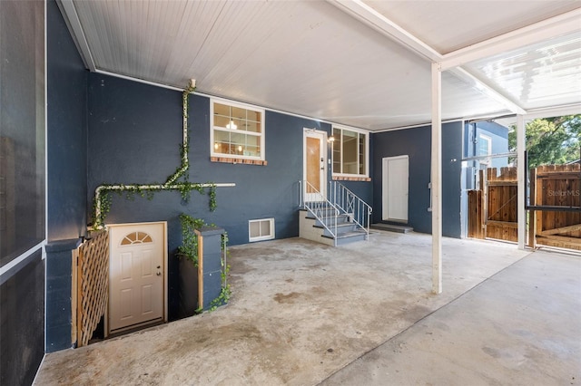 2819 N Central Ave, Tampa, FL 33602 - view of front of property with entry steps, a gate, and stucco siding