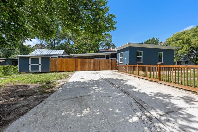 2819 N Central Ave, Tampa, FL 33602 - view of front of home featuring a storage unit