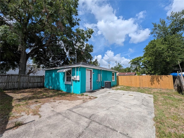 1028 E 93rd Ave Unit A, Tampa, FL 33612 - exterior space featuring a fenced backyard