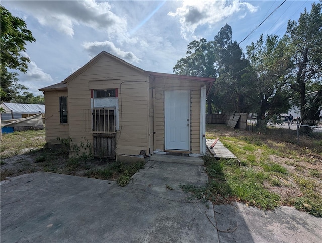 1028 E 93rd Ave Unit A, Tampa, FL 33612 - view of outbuilding