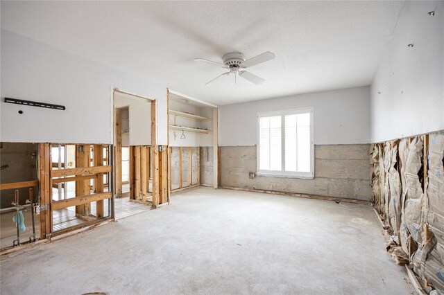 3290 Sunset Dr N, Saint Petersburg, FL 33710 - photo 22