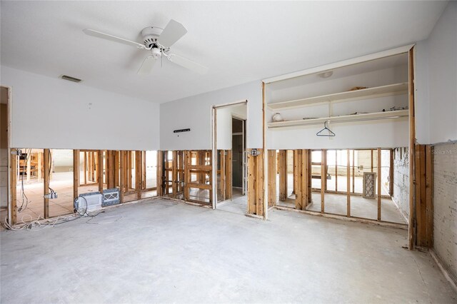 3290 Sunset Dr N, Saint Petersburg, FL 33710 - photo 23