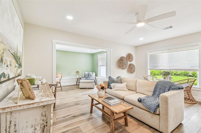 2452 Bayshore Blvd, Dunedin, FL 34698 - living area with a ceiling fan, light wood-style floors, and recessed lighting