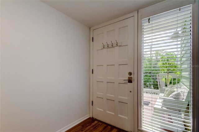 318 Windrush Blvd Unit 10, Indian Rocks Beach, FL 33785 - photo 3