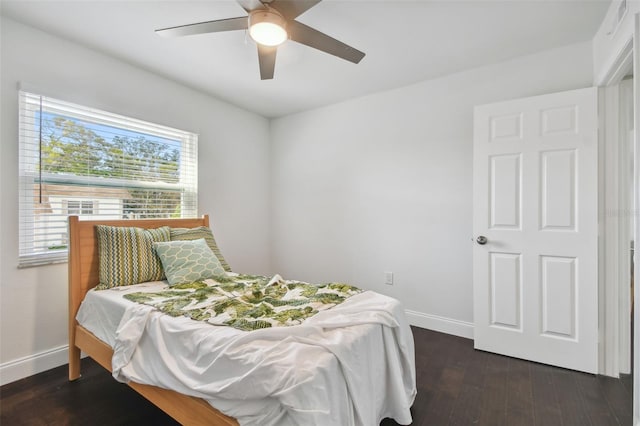 345 S Mcmullen Booth Rd Unit 142, Clearwater, FL 33759 - bedroom with wood finished floors and ceiling fan