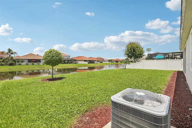 12004 Cinnamon Fern Dr, Riverview, FL 33579 - view of grassy yard with a water view and a residential view