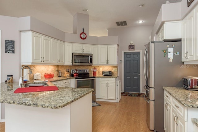 8214 Silver Mist Pl, Trinity, FL 34655 - photo 17