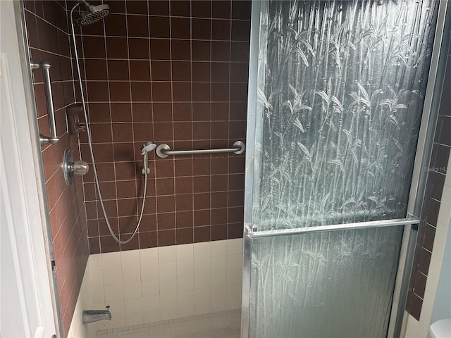 1813 Laurel Oak Dr, Valrico, FL 33596 - full bath with a tile shower