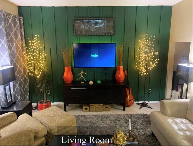 5139 Corvette Dr, Tampa, FL 33624 - view of tiled living area
