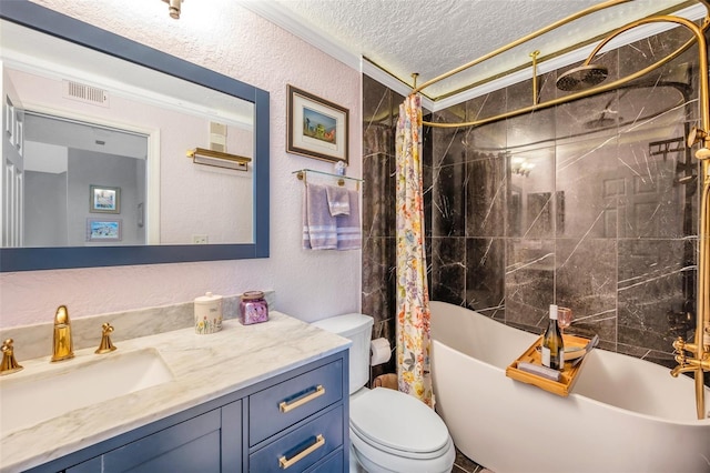 3301 Haviland Ct Unit 301, Palm Harbor, FL 34684 - full bath with a textured ceiling, vanity, a textured wall, and shower / tub combo with curtain