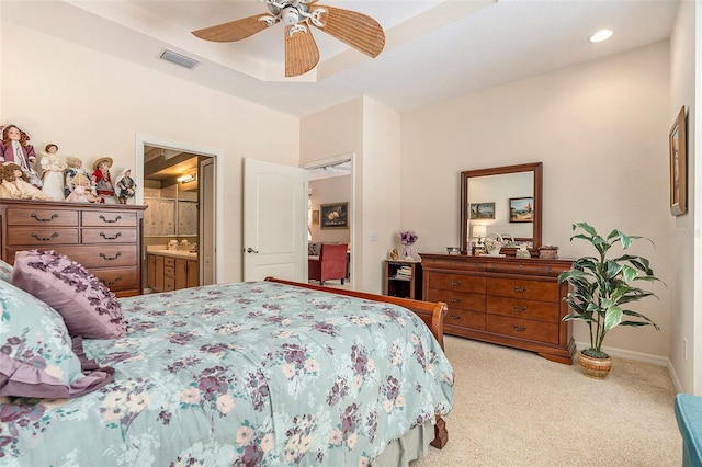 6041 Sandhill Ridge Dr, Lithia, FL 33547 - bedroom featuring light colored carpet, a ceiling fan, connected bathroom, and recessed lighting