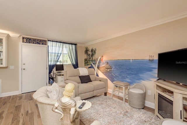 1301 S Howard Ave Unit A9, Tampa, FL 33606 - living area with ornamental molding and wood finished floors