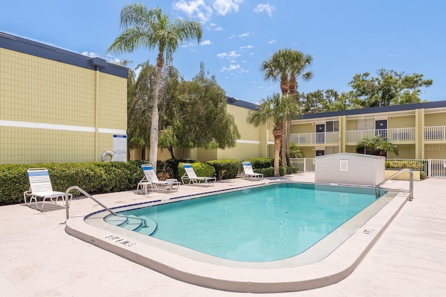 1301 S Howard Ave Unit A9, Tampa, FL 33606 - community pool featuring a patio area
