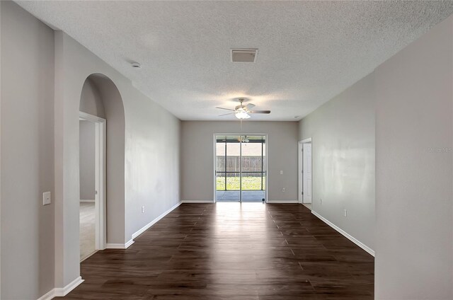 22824 Marsh Wren Dr, Land O Lakes, FL 34639 - photo 17