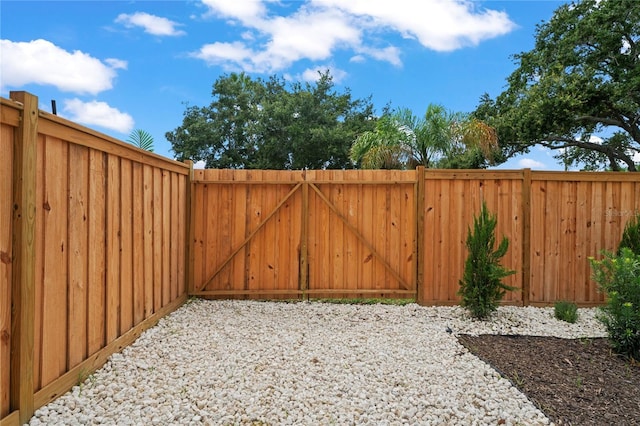1707 Solon Ave, Dunedin, FL 34698 - view of gate