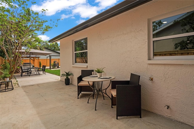 1707 Solon Ave, Dunedin, FL 34698 - view of patio with outdoor dining area