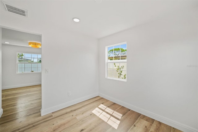 4704 W Fairview Hts, Tampa, FL 33616 - empty room with wood finished floors and recessed lighting