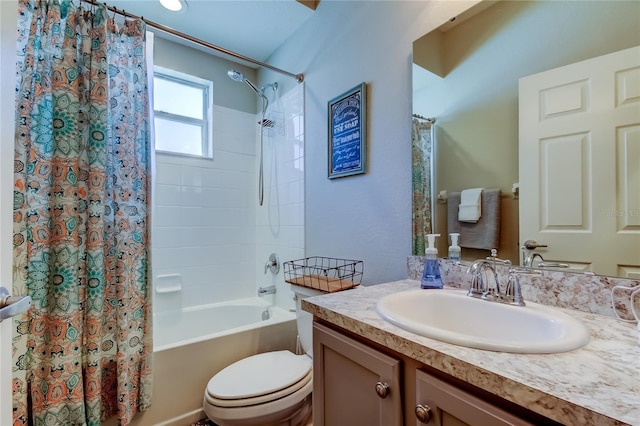 6648 Castle Green Pl, Zephyrhills, FL 33541 - full bathroom featuring vanity and shower / bath combo