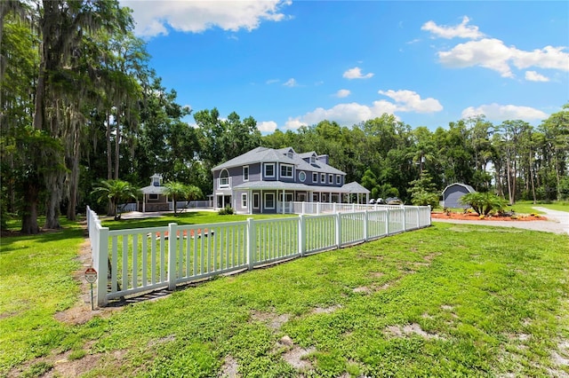 3663 Berger Rd, Lutz, FL 33548 - fenced front yard with a porch