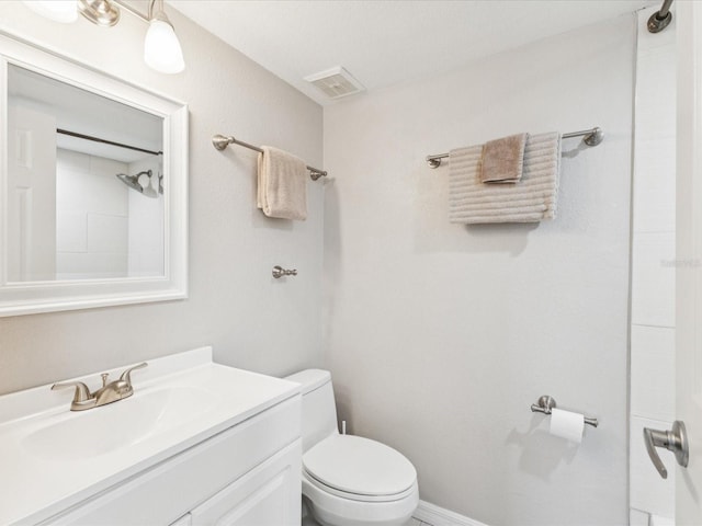 214 Meadow Ln Unit 214, Oldsmar, FL 34677 - full bath featuring vanity and a shower