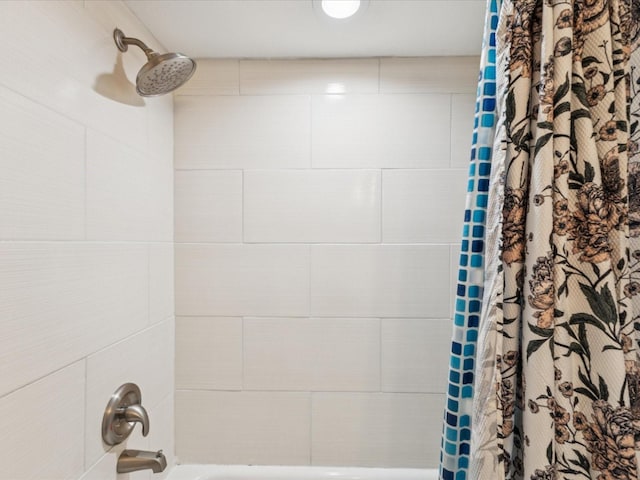 214 Meadow Ln Unit 214, Oldsmar, FL 34677 - bathroom featuring shower / bathtub combination with curtain