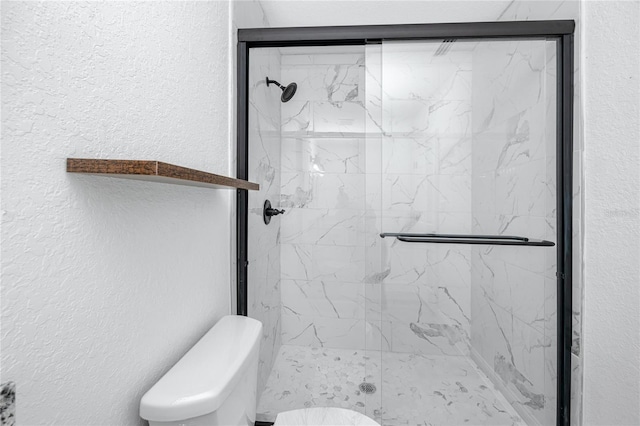 2859 38th Ave N, Saint Petersburg, FL 33713 - full bath featuring a marble finish shower and a textured wall