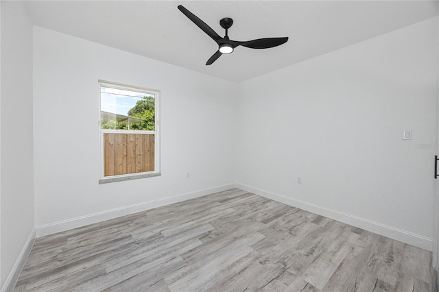 2859 38th Ave N, Saint Petersburg, FL 33713 - spare room with light wood-style floors and ceiling fan