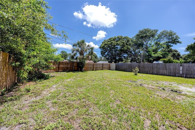 2859 38th Ave N, Saint Petersburg, FL 33713 - view of fenced backyard