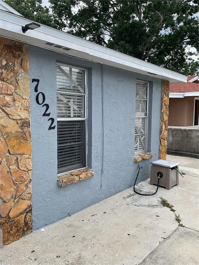 7022 Hubert, Tampa, FL 33614 - photo 5