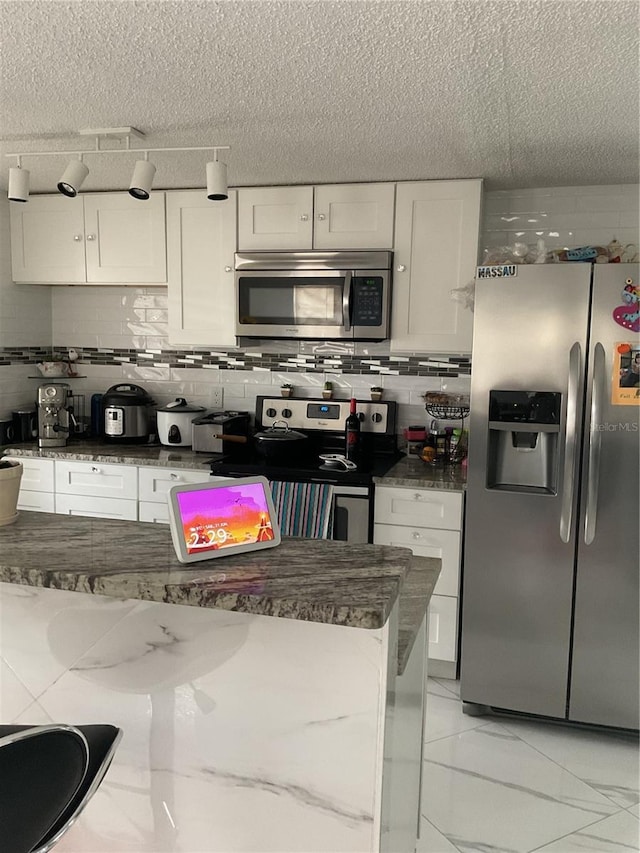 7022 Hubert, Tampa, FL 33614 - photo 9