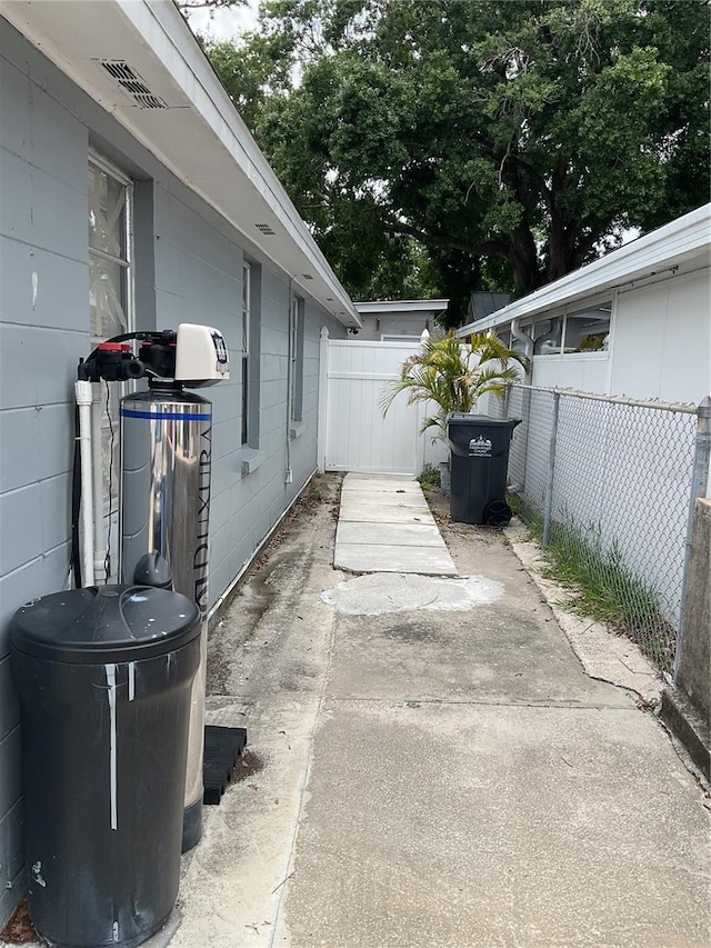 7022 Hubert, Tampa, FL 33614 - photo 53